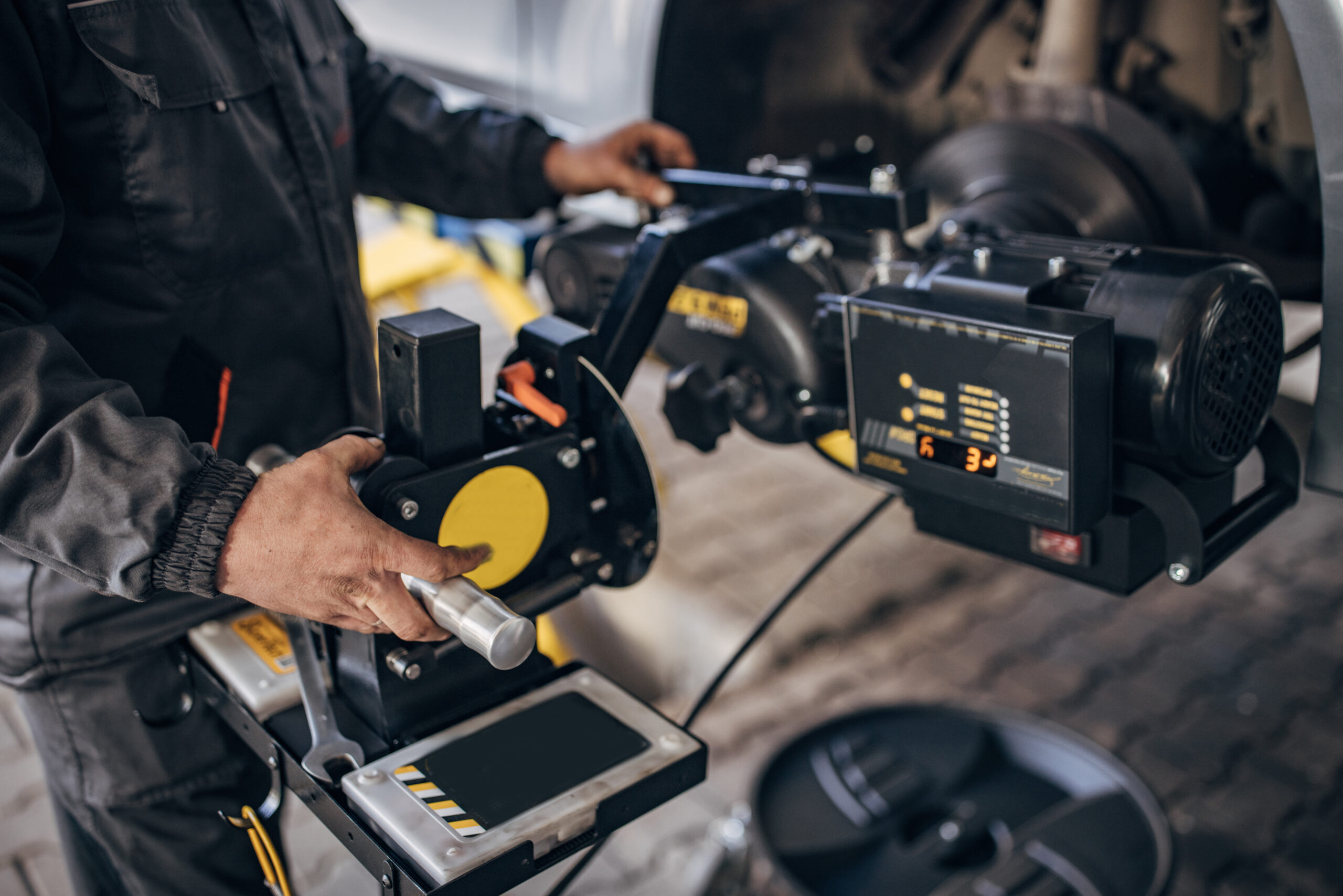 Brake Repair Service in Mississauga for Mazda<br />
