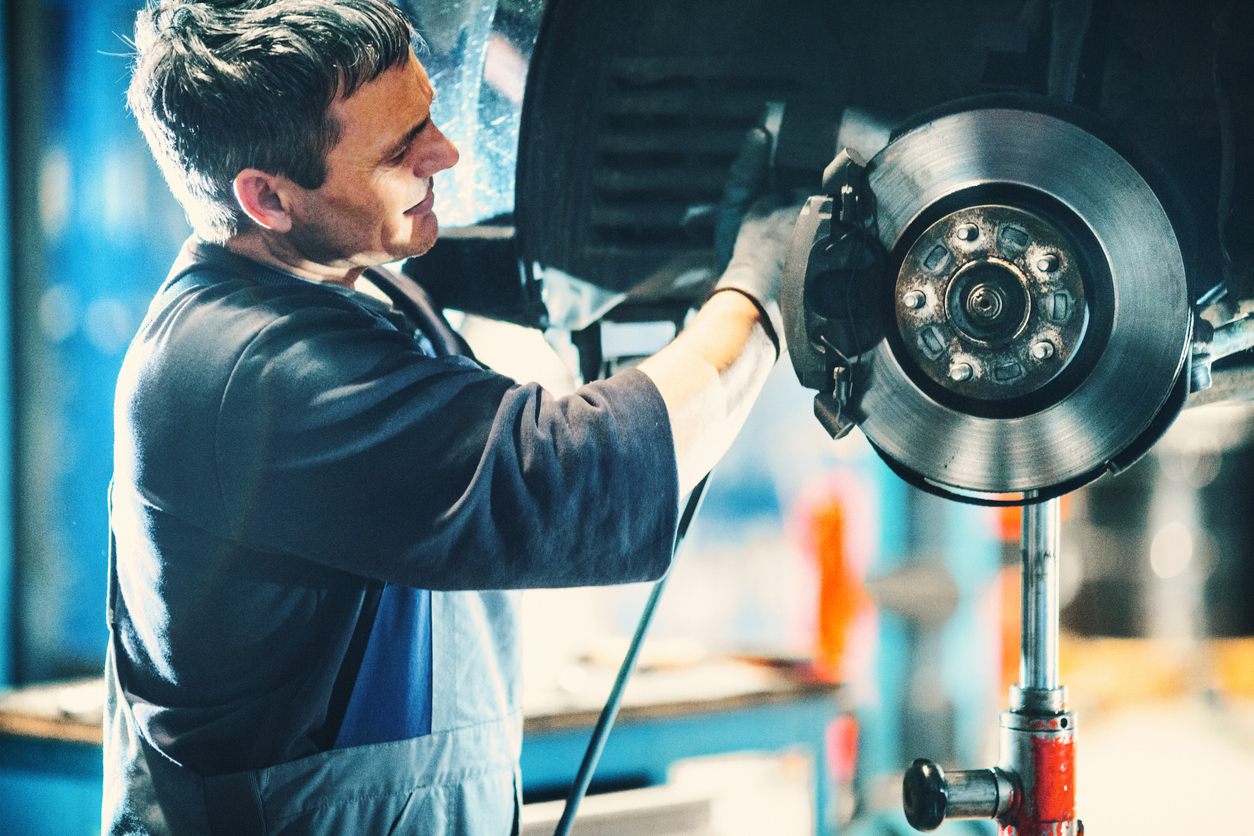 Brake Repair Service in Mississauga for Mazda<br />
